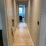 Modern Near In Apartamento