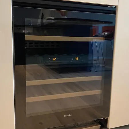 Modern Near In شقة